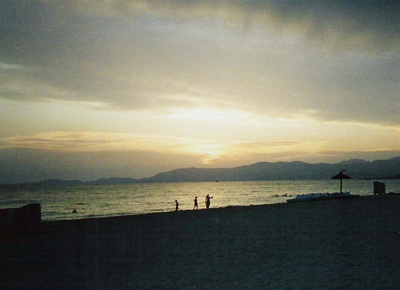 bal1.jpg - Couche de soleil